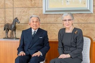 上皇さま誕生日迎え９１歳　戦争の記憶深く